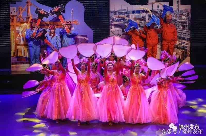 辽宁热浸塑涂塑钢管行业风采：锦州五一劳模表彰盛宴，奥仁格管道彰显品牌力量