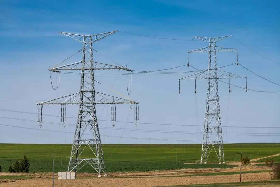 电力管塔图片:输电塔造型多,山羊塔、猫头塔… 电力管塔图片:输电塔造型多,山羊塔、猫头塔…