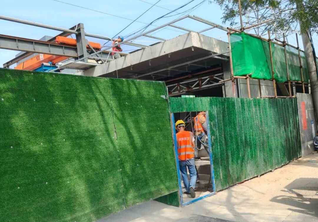 电力排管堵帽：地铁口规划难产，居民出行何去何从？