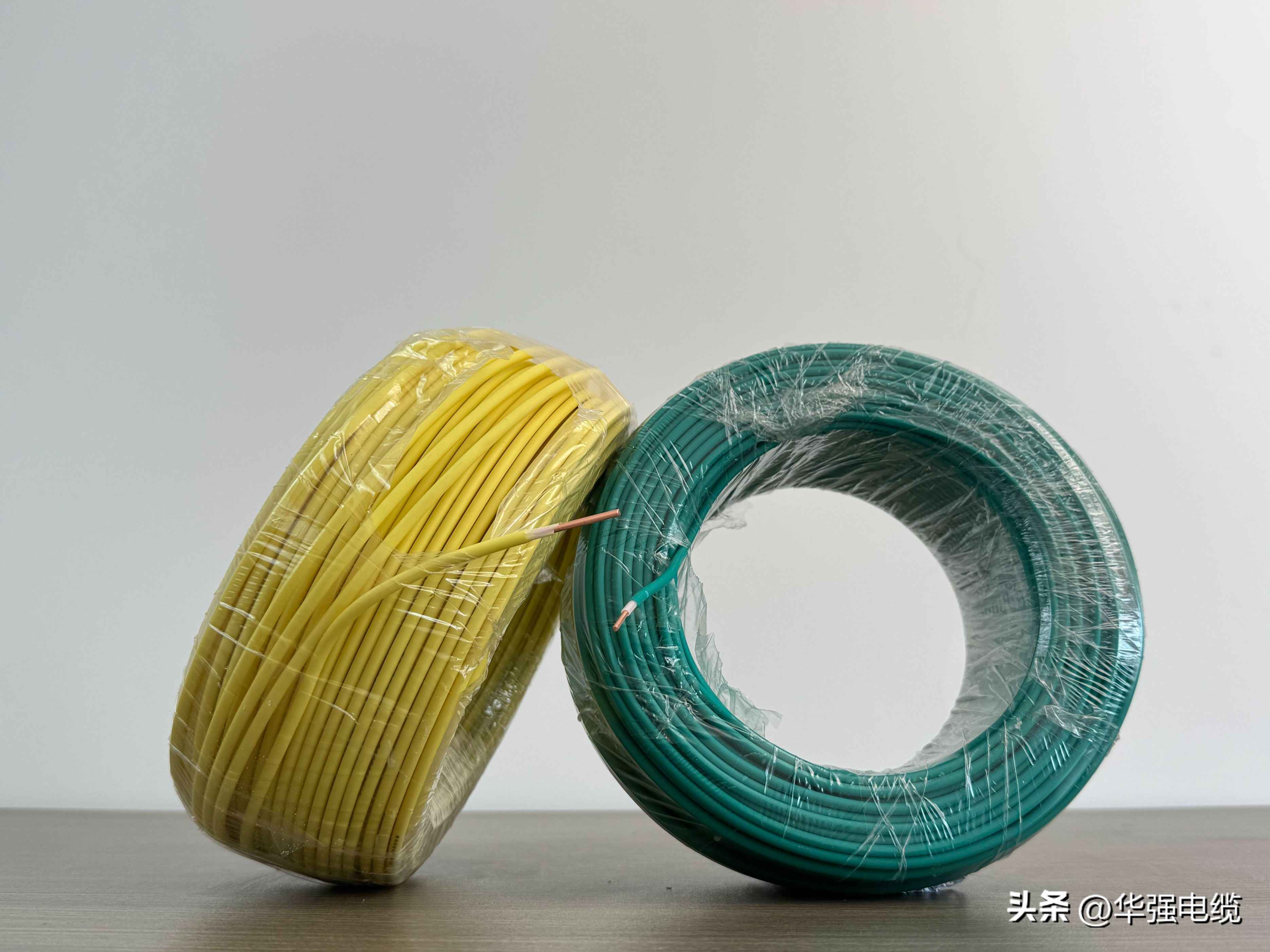 高压电力电缆管:不止电压差!高压与低压电缆的核心区别大揭秘 高压电力电缆管:不止电压差!高压与低压电缆的核心区别大揭秘