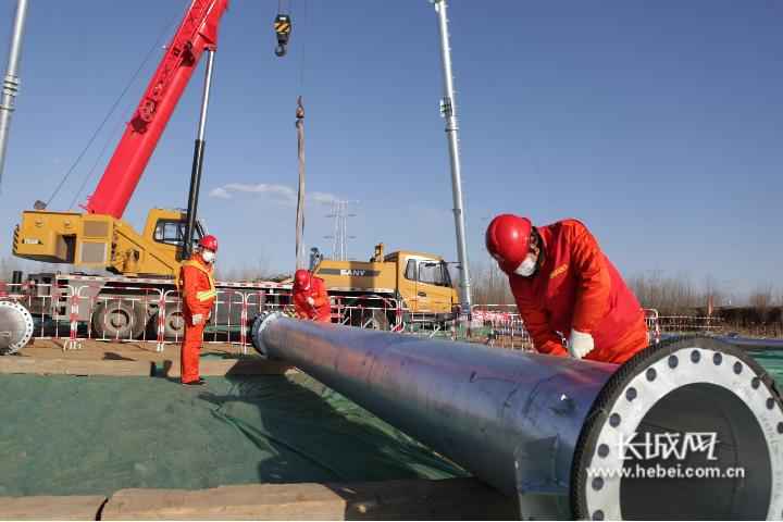 雄安电力管 打造能源互联网的“雄安模式”——国网河北电力服务雄安新区建设发展纪实 雄安电力管 打造能源互联网的“雄安模式”——国网河北电力服务雄安新区建设发展纪实