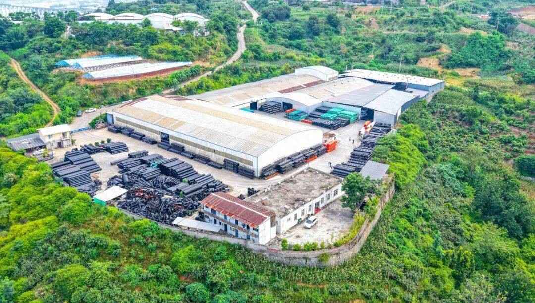 山西CPVC电力管厂家 四川福塑科技有限公司:以科技强实业 用爱心暖人心 山西CPVC电力管厂家 四川福塑科技有限公司:以科技强实业 用爱心暖人心