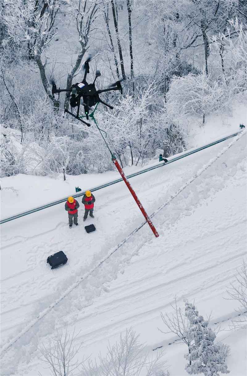 电力管道断面融冰保卫战：国网湖北电力多措并举保障电网安全