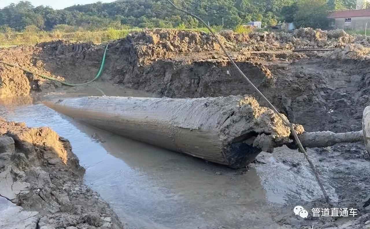 PE电力管顶管 PE顶管与PE拖拉管有哪些区别? PE电力管顶管 PE顶管与PE拖拉管有哪些区别?