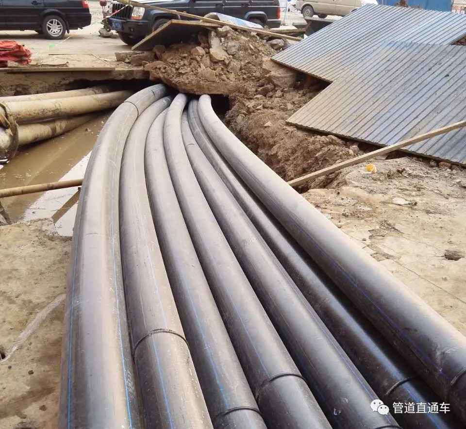 PE电力管顶管 PE顶管与PE拖拉管有哪些区别? PE电力管顶管 PE顶管与PE拖拉管有哪些区别?