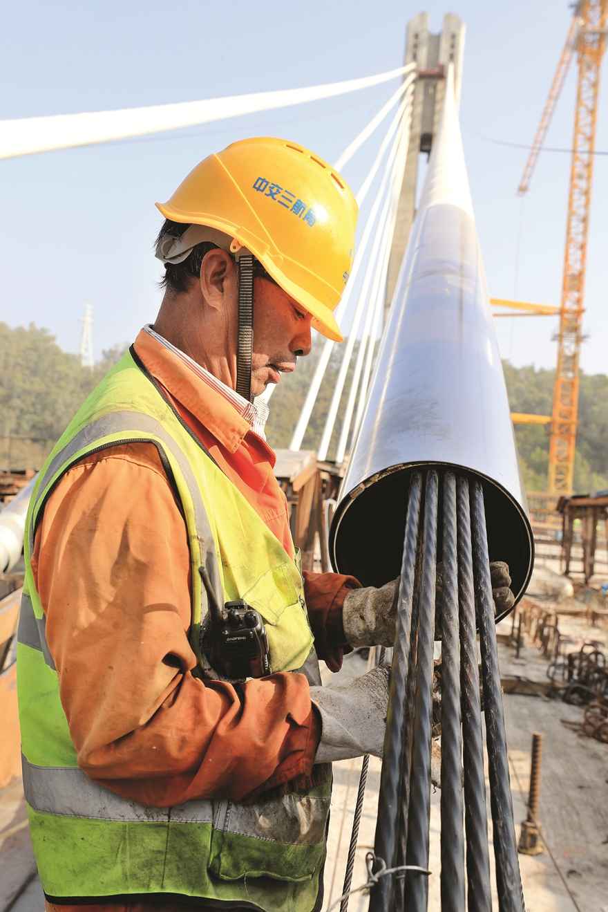 河源hdpe电力管 位于惠州的世界最宽四线无砟轨道矮塔斜拉桥挂索