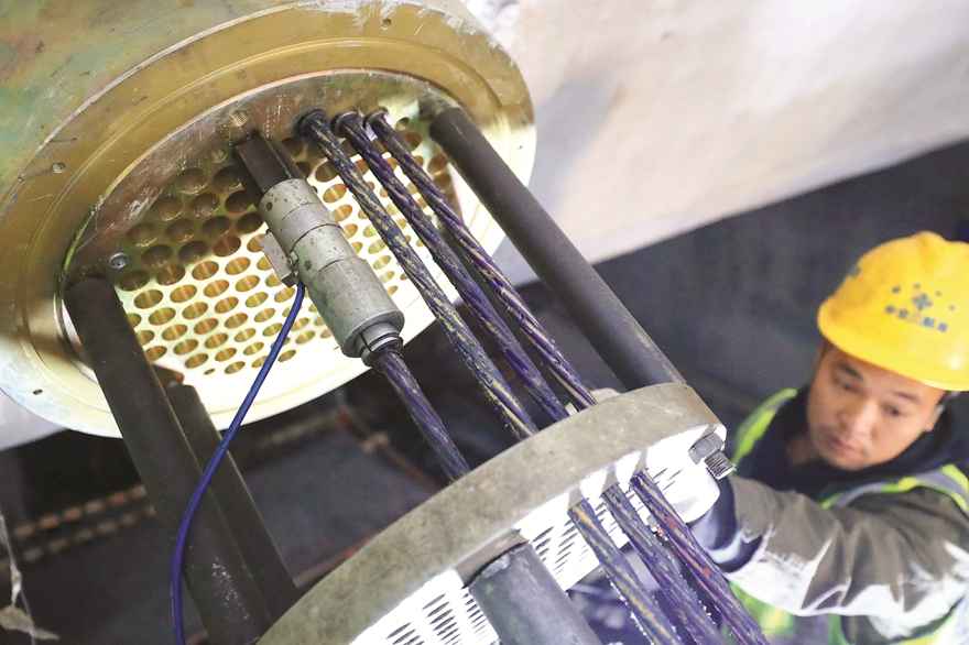 河源hdpe电力管 位于惠州的世界最宽四线无砟轨道矮塔斜拉桥挂索