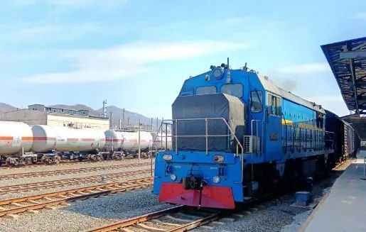 吉林PE电力管订制新突破：吉林石化PE100级大口径厚壁管材料首批订单成功发运