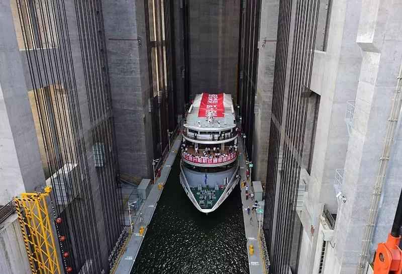 南充mpp电力管回收 12·26，中国制造日，纪念伟人毛主席！