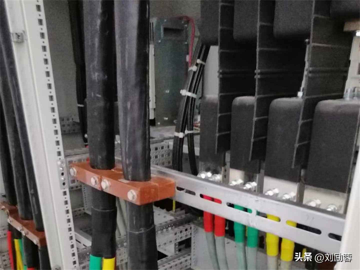 赤峰电缆电力管价格 赤峰电缆夹选哪家？奥仁格管道适配当地基建需求